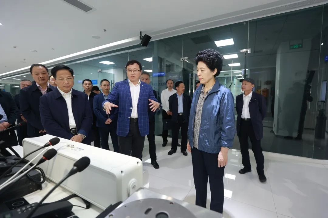 乌兰在长沙开展中小企业促进"一法一办法"执法检查