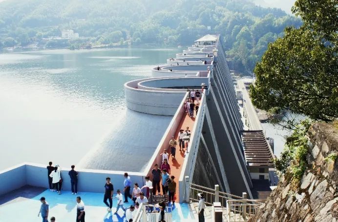 "春日水韵·大型水库"①:春日佛子岭 水韵绘诗画_澎湃号·政务_澎湃