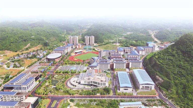 湖南科技职业学院全景图片