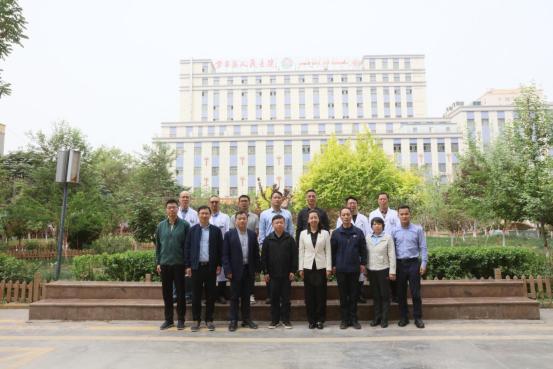 头条 | 上海市卫健委副主任付晨一行来喀考察 共商地区医疗卫生系统高质量发展规划与实施路径