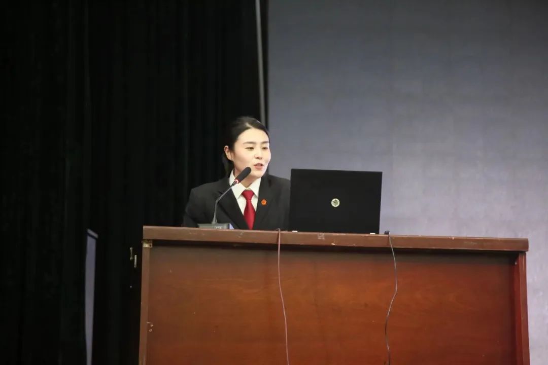 "拒绝欺凌 与善同行"——我院走进榆次二中开展普法宣传活动