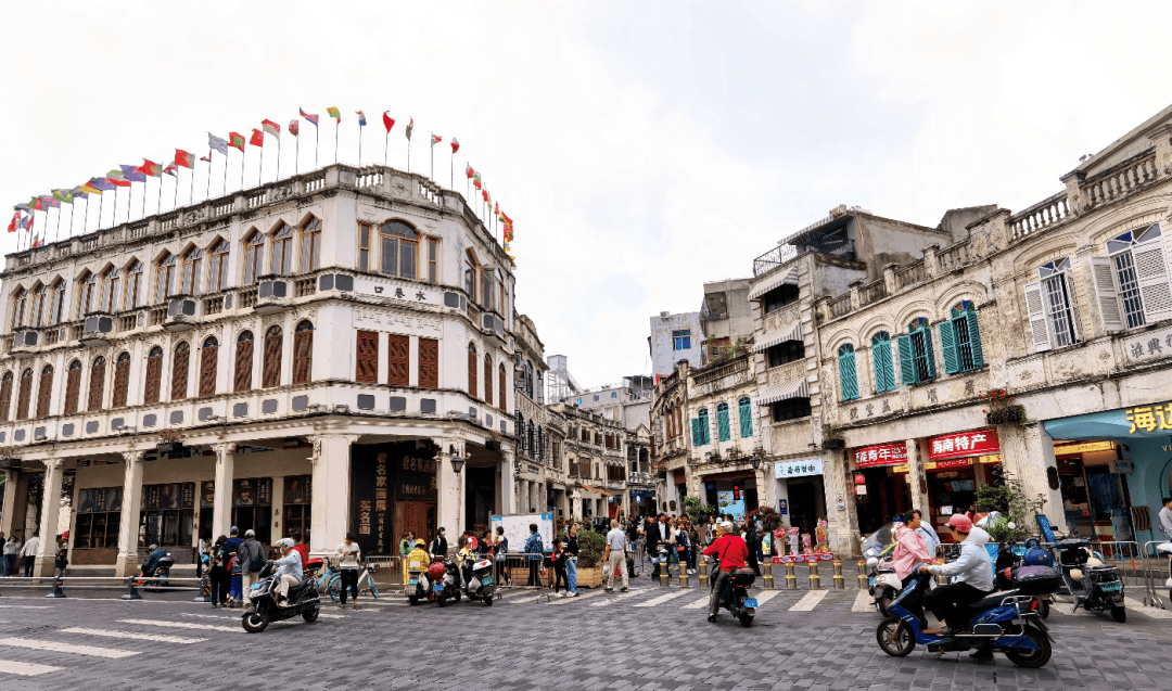 【散文】徜徉骑楼老街‖杨明强