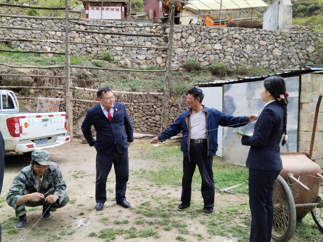 支部联建聚合力,携手共进谱新篇 —舟曲县人民法院党支部赴憨班三村开展联建活动_澎湃号·政务_澎湃新闻-The Paper