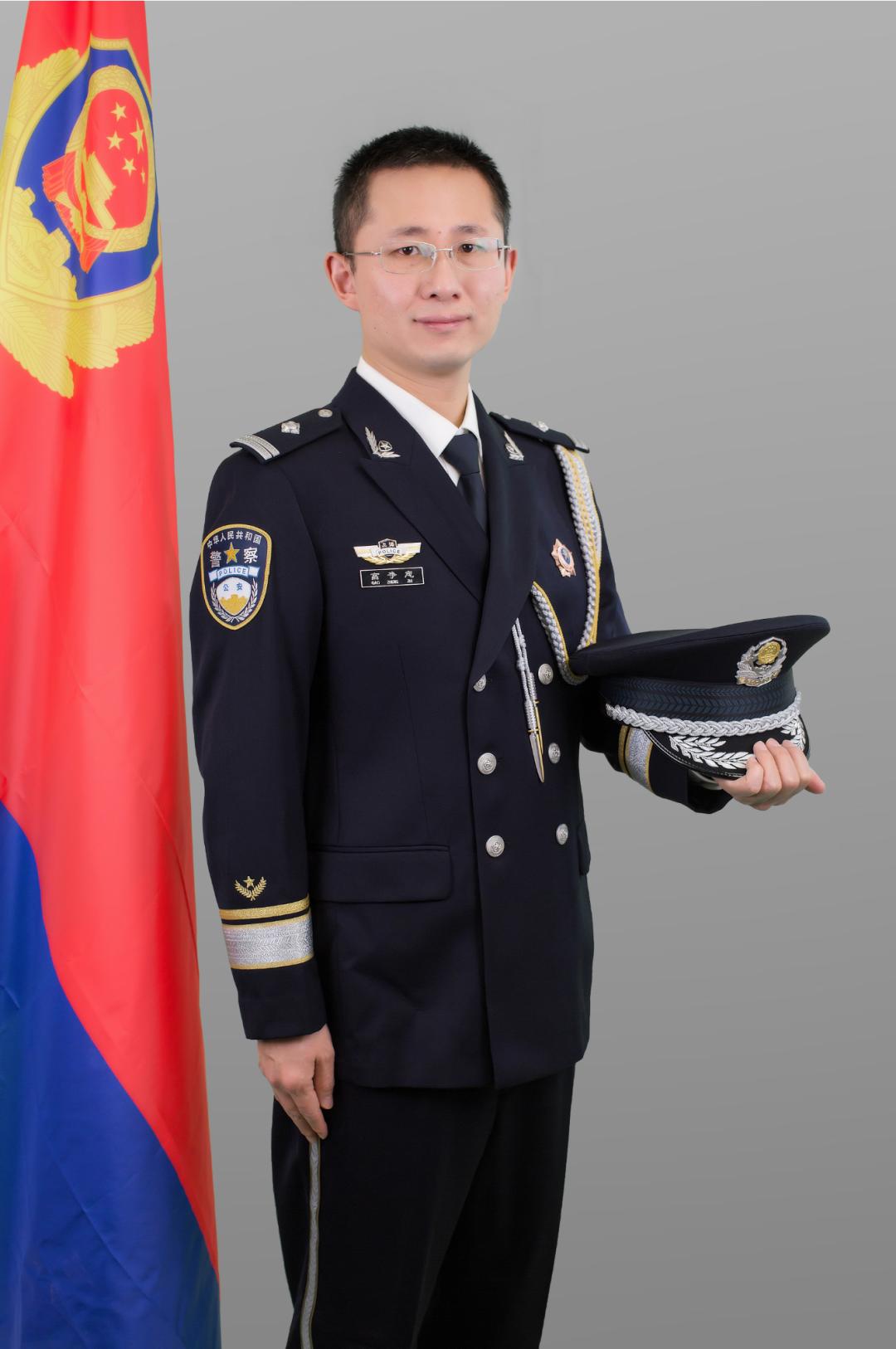 司法警察礼服图片