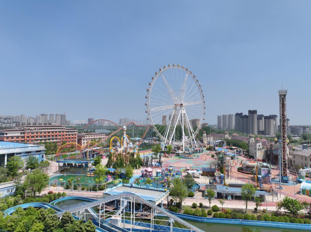 太和环球嘉年华游乐园坐落于阜阳市太和县,它以时尚,欢乐,动感,梦幻