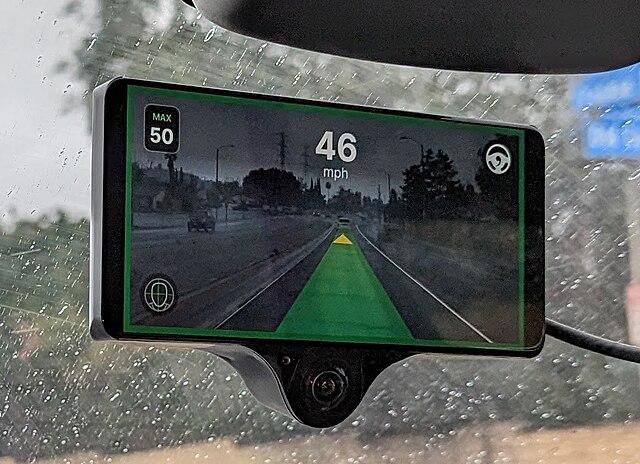 我们花6200块钱，给19年的卡罗拉装了个高阶智驾