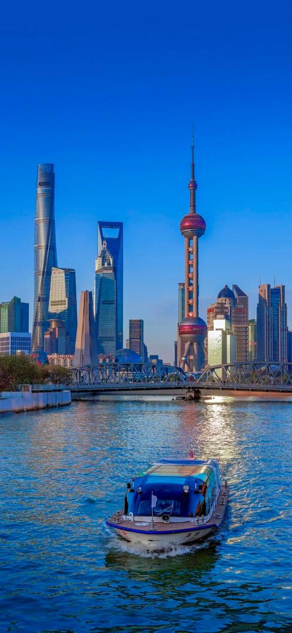 "五一"假日上海迎客超1623万人次,观文博,看美展,逛景区游客同比大幅