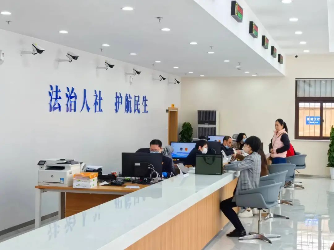 暖民心见温情,黄浦劳动仲裁院全力护航民生