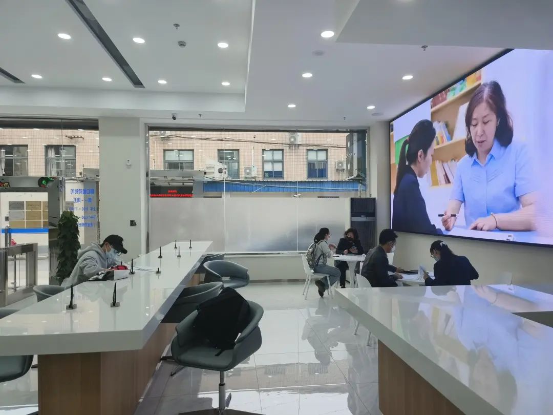 暖民心见温情,黄浦劳动仲裁院全力护航民生