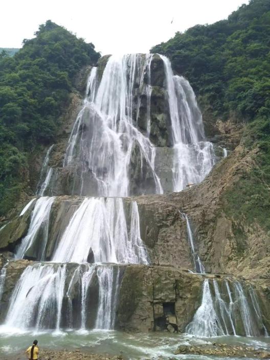 贵州安顺·滴水滩瀑布,藏在峡谷深处的绝美画卷