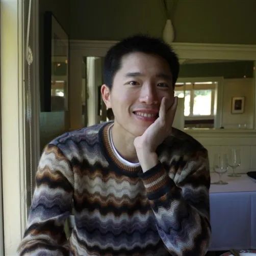 有一些三角关系,难以言喻