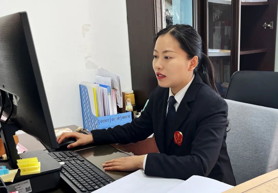 「綦法动态」她们工作  她们快乐 ——记人民法庭女干警的快乐工作法