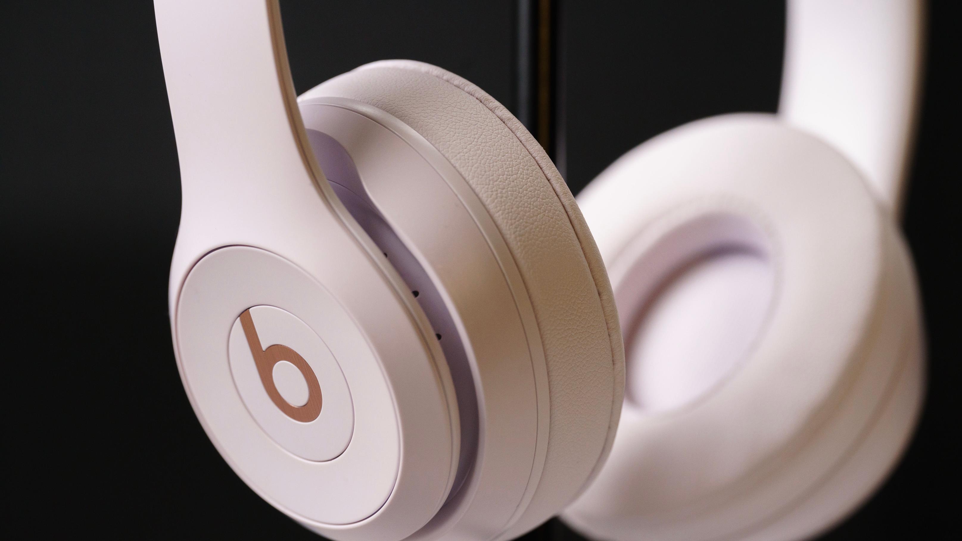 Beats Solo 4 耳机评测：一款掉队的新耳机
