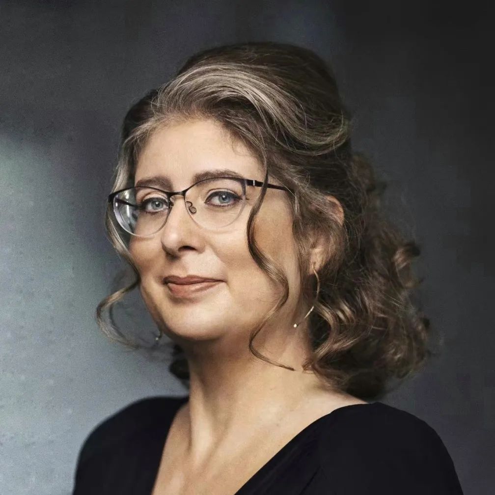 妮娜·哈尔德(nina hald)丹麦皇家珠宝策展人.