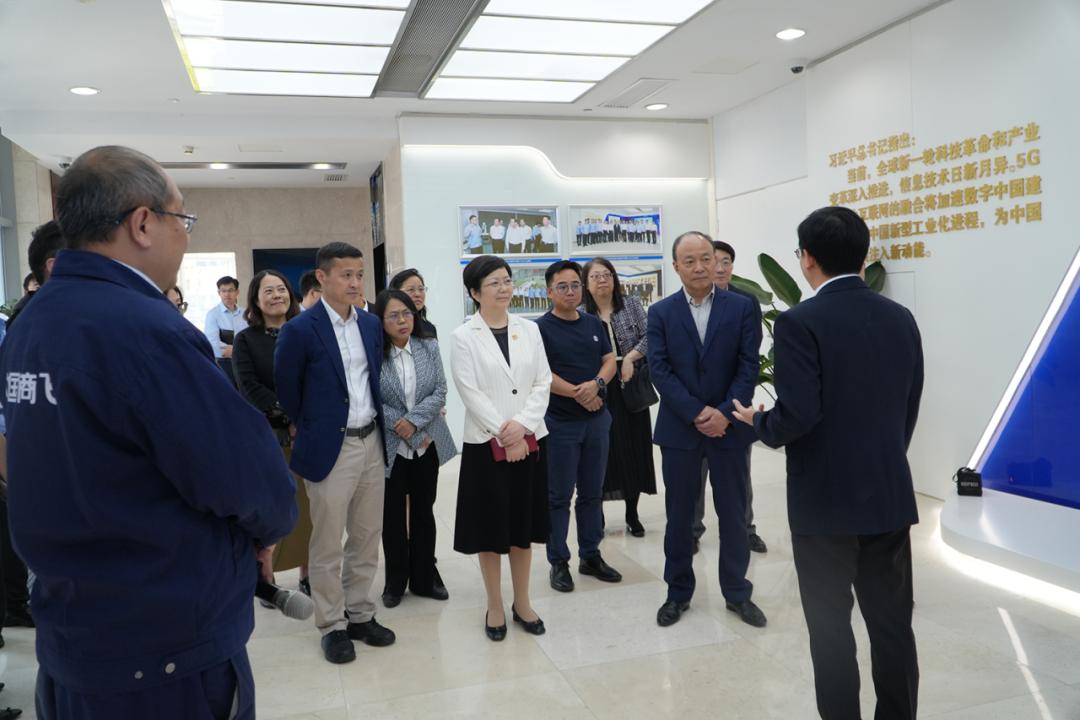 "科技3组"组团专题调研,上海市政协委员走进"中国智造"