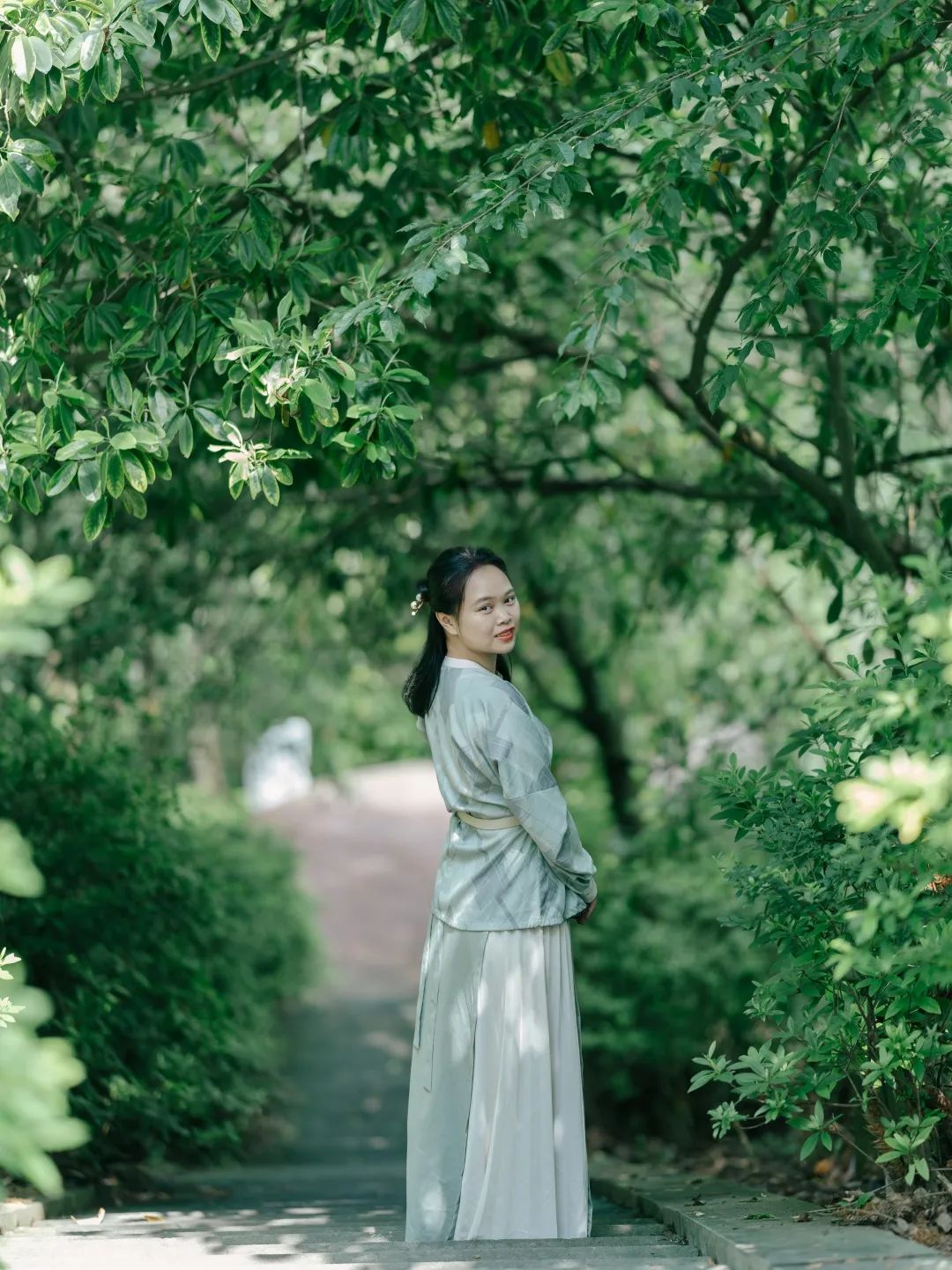 徐晓璐黄燕燕陈钰科2024年第一季度"信息之星"黄燕燕赖育升比拼虽已