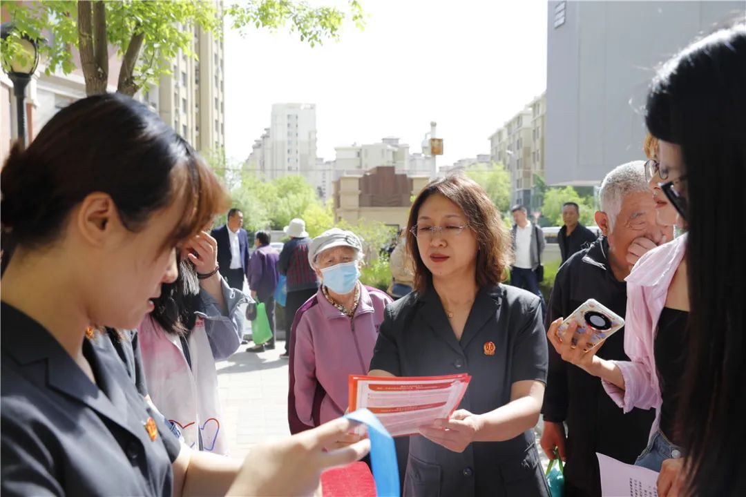 红山区人民法院信源:王玉霞