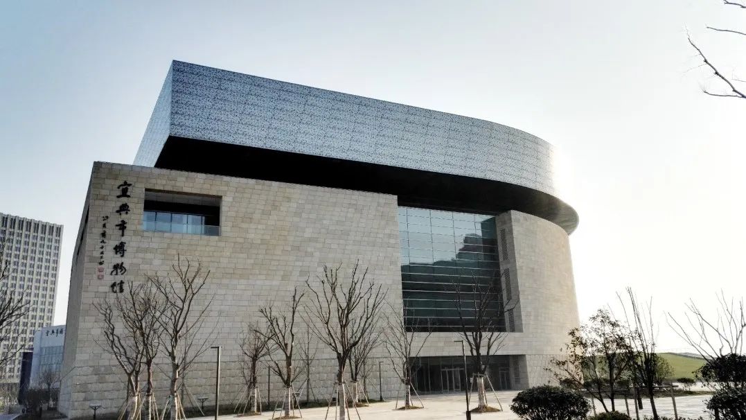 作为宜兴地区唯一一座全面反映地方历史文化的综合性博物馆,宜兴市