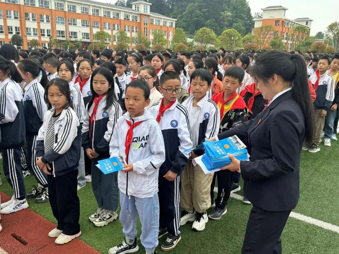 双倍守护"少年的你"