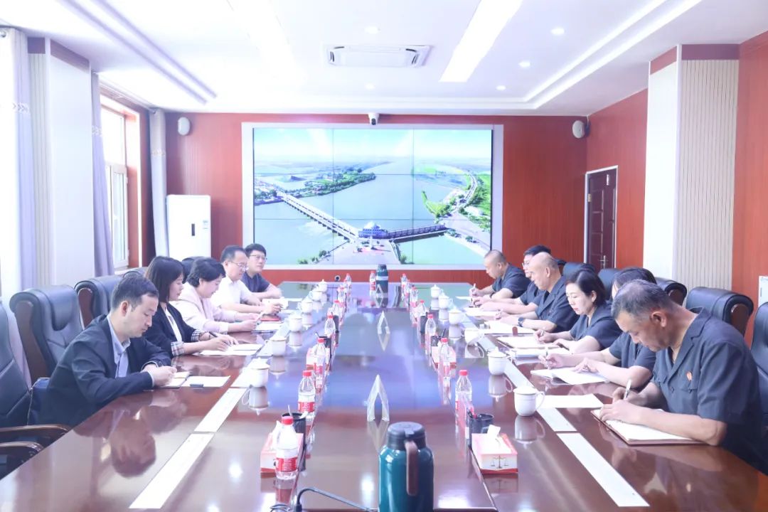 【脱薄攻坚】磴口县人民法院召开自治区高院选派优秀干部助力脱薄攻坚