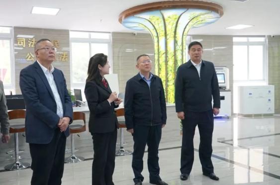 省法院副院长吴涛带队调研指导阿坝法院工作