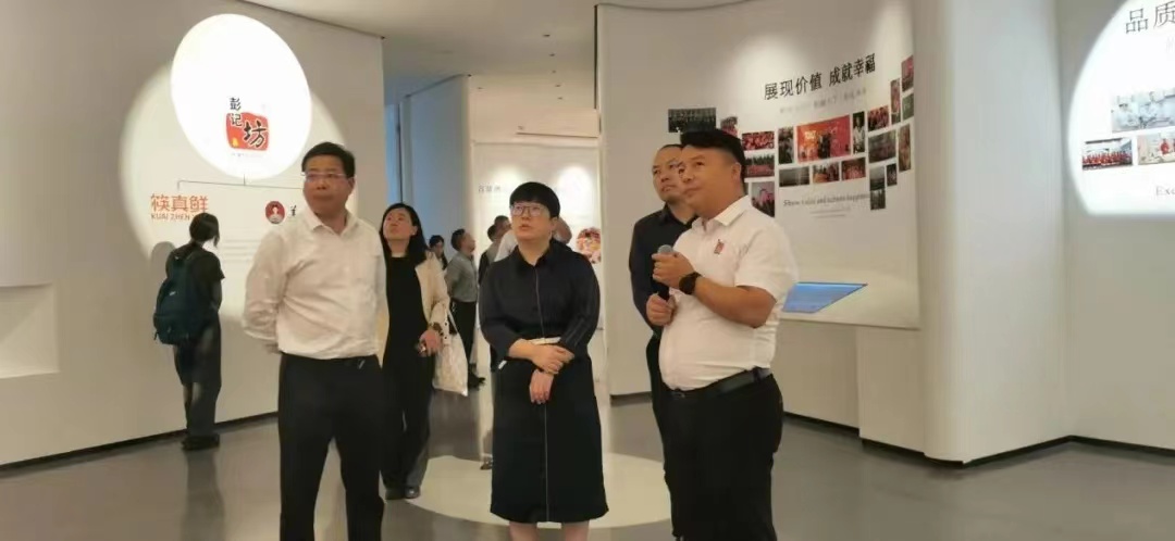 座谈会上,宋强介绍,宁乡市近年来已经从农业重镇转型成农业大市,工业