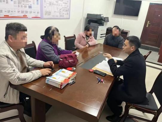 执行和解化心结——麻阳法院善意文明执行,力促被执行人当场兑付欠款