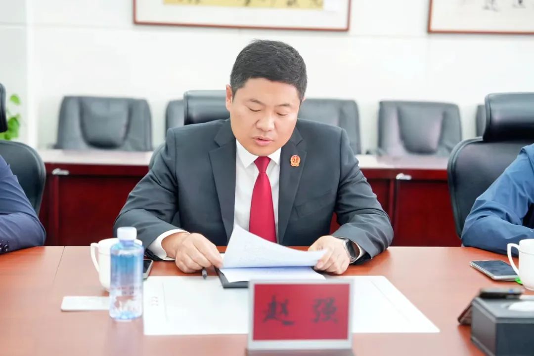 共议"拒执"办理——自治区高院,自治区党委政法委等相关领导干部到