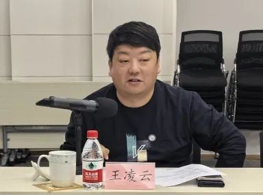 王晓丹介绍团区委在青年发展,吸引人才,留住人才等方面