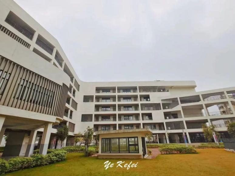 这间乡村百年学校,又"君子"又"德风"