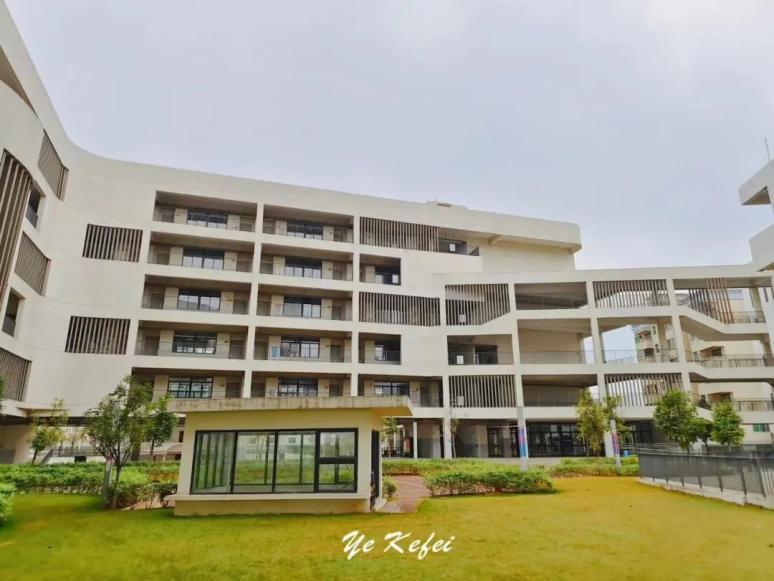 这间乡村百年学校,又"君子"又"德风"