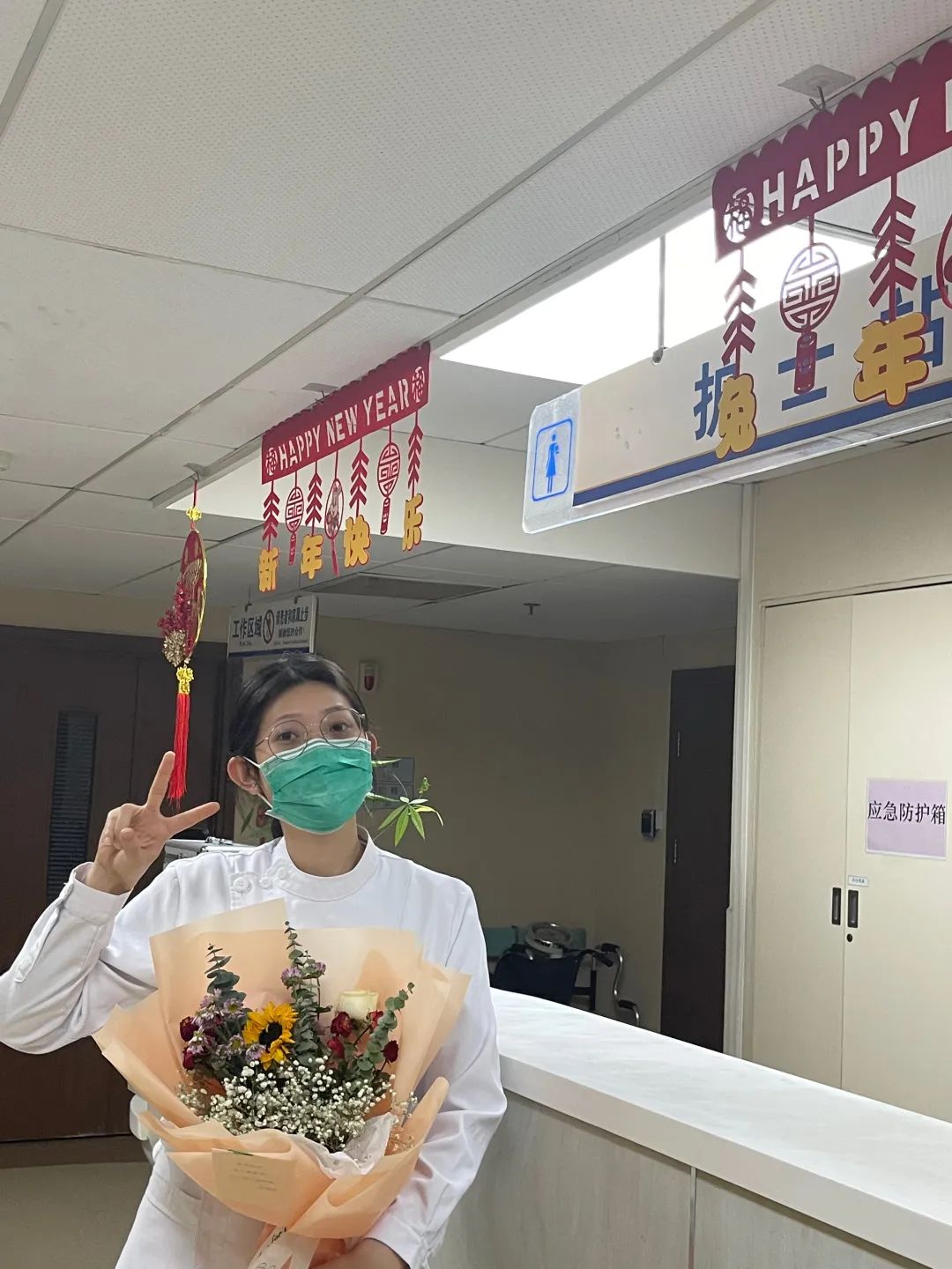 今年是张紫涵在北京大学人民医院妇科工作的第三年,这位年轻的"00后"