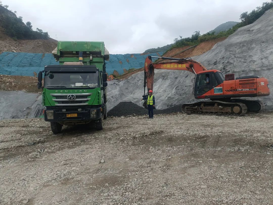 16年  弹指一挥间  "橄榄绿"与"救援红"的血脉延续