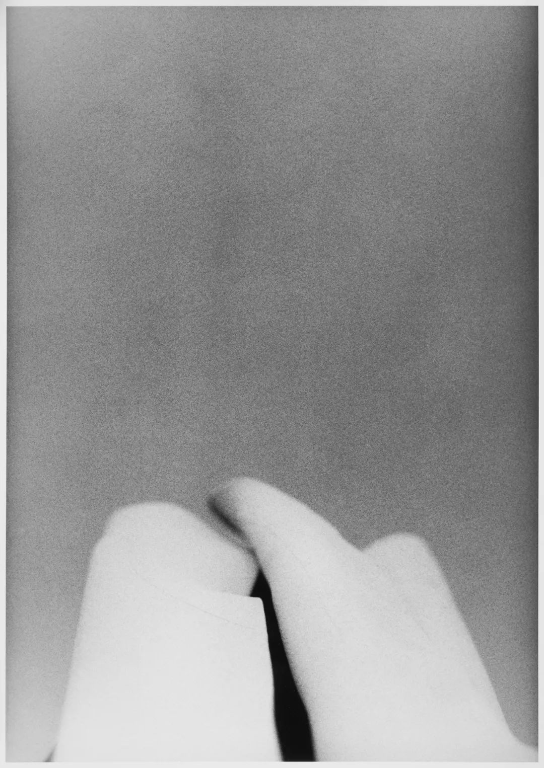 图片由艺术家及乔斯林·沃尔夫画廊提供尼科斯文/张震中尼科斯小的