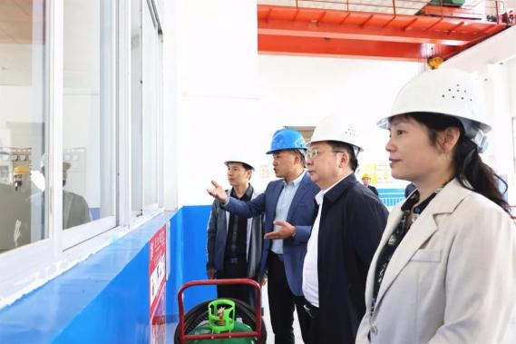 走访过程中,张文远副院长一行深入企业所在地樟树潭