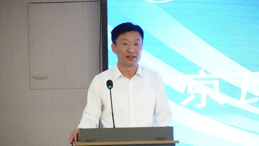 李德发院士明确指出当前科研领域面临的挑战和未来的发展方向.