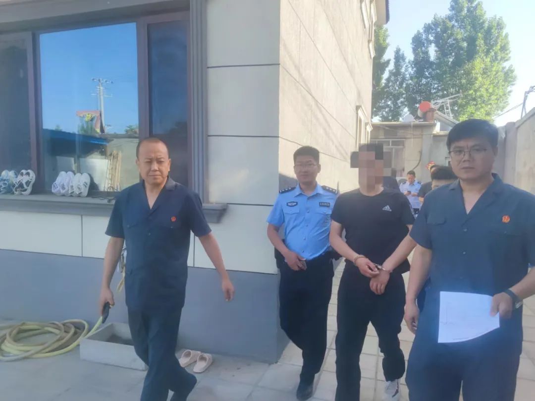 执行专项行动︱定兴法院开展"亮剑2024·凌晨风暴"行动(二)