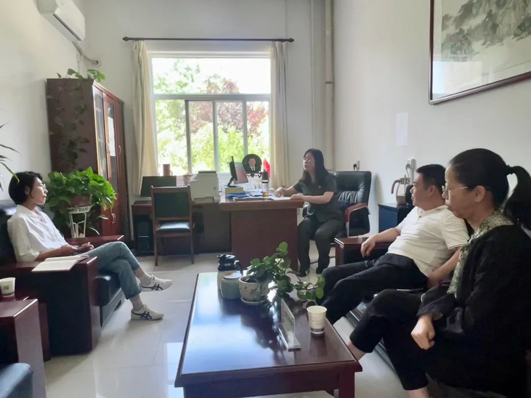 法庭负责人王虹介绍了辖区案件受理类型,数量及诉源治理工作开展情况