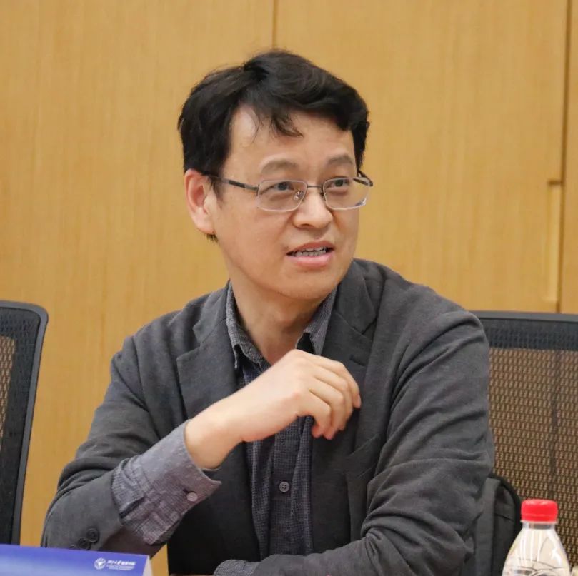 左右滑动查看更多会上,专委会委员王晓伟,张林,张琪,陈熹,张湛,童丁毅