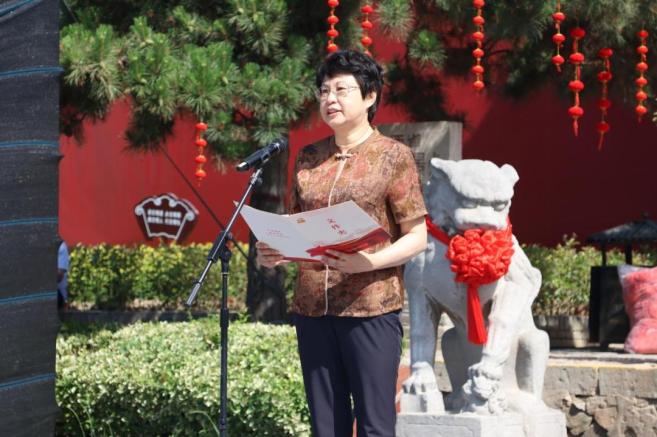 运城市政府副市长,市妇儿工委主任张锐在致辞中表示,家庭是社会的最小