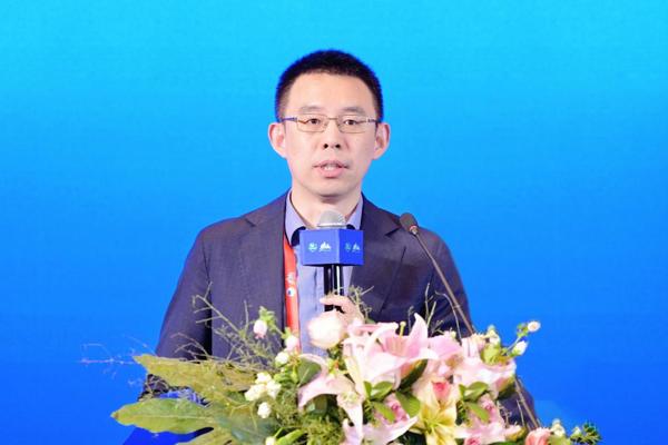 武汉大学黄萌教授,浙江大学辛焕海教授,南京航空航天大学吴红飞教授