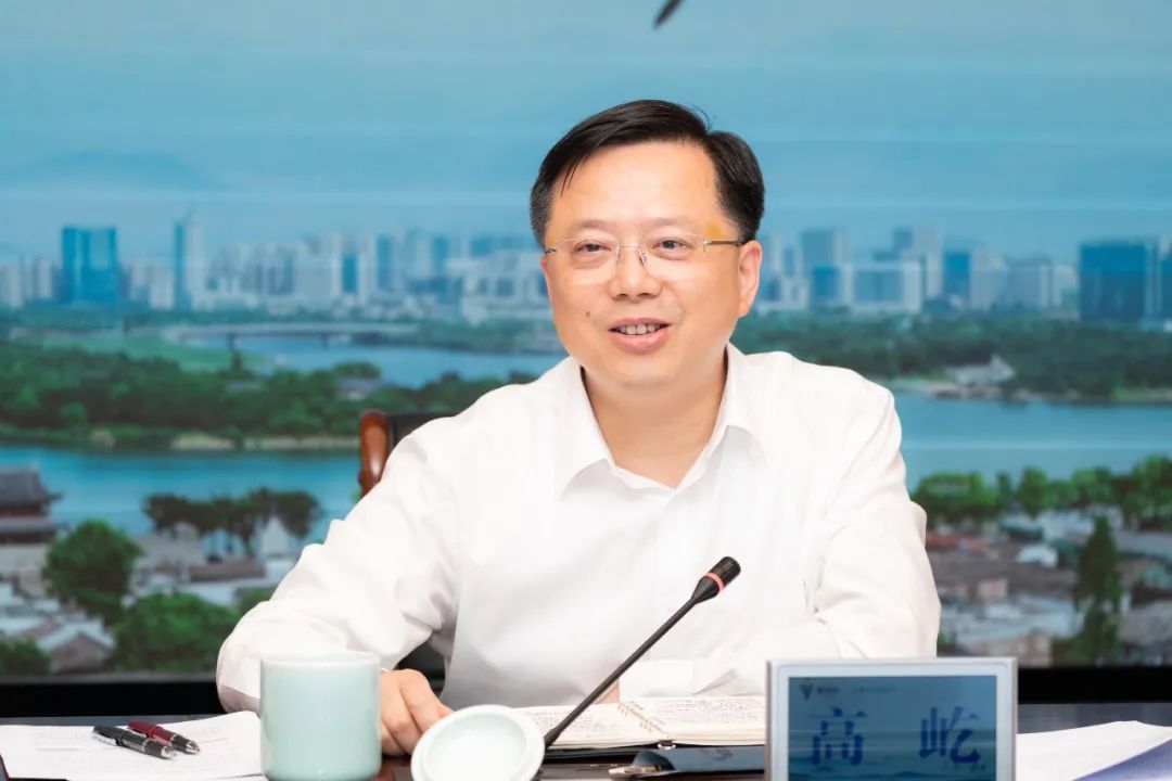 衢州市委书记 高屹高屹感谢大家支持参与衢州发展,并结合国家发展
