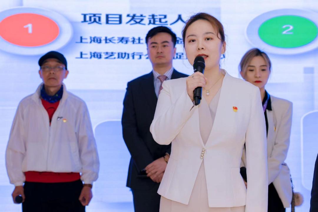 普陀的她,是人气作家,也是公益"圆梦人"