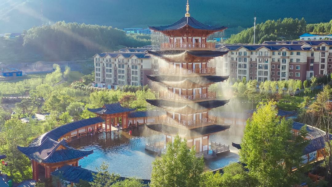 咔嚓!来看光影下的长白县城