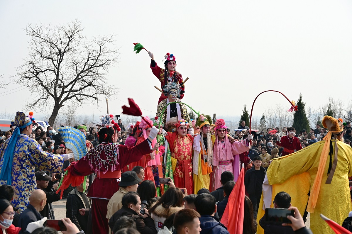 生活"主题,提前策划,精心部署,联合各大景区推出多项活动和优惠政策