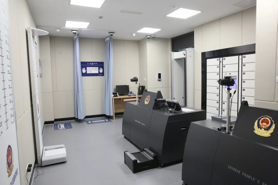 成都温江公安执法办案管理中心启用