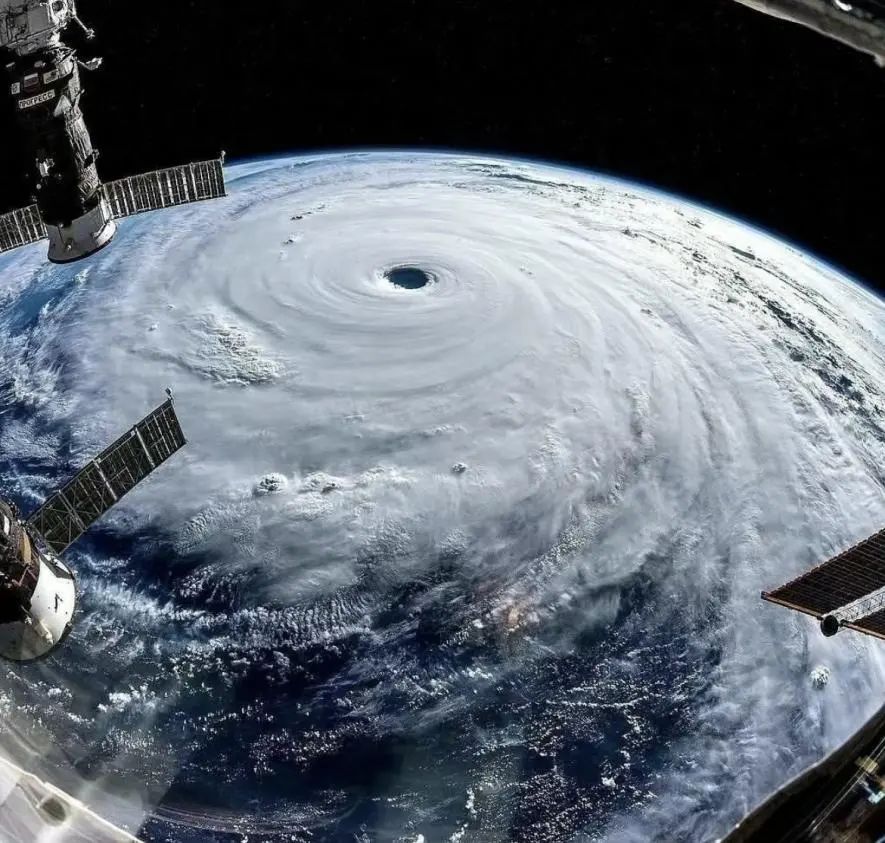 玩转宇宙,就在奉浦街道文化活动中心!