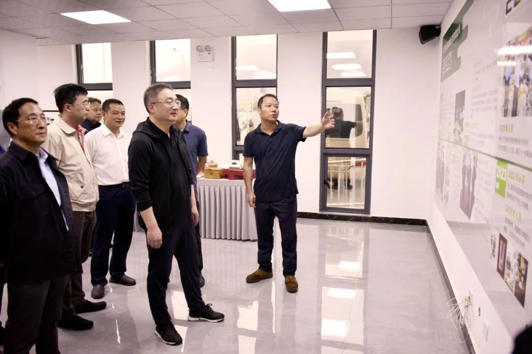 长宁区党政代表团赴云南省红河州考察调研东西部协作工作