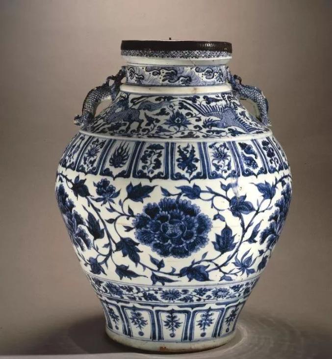 2cm1大罐子:排名世界第一的大英博物馆里,数了数,共收藏有14只元青花