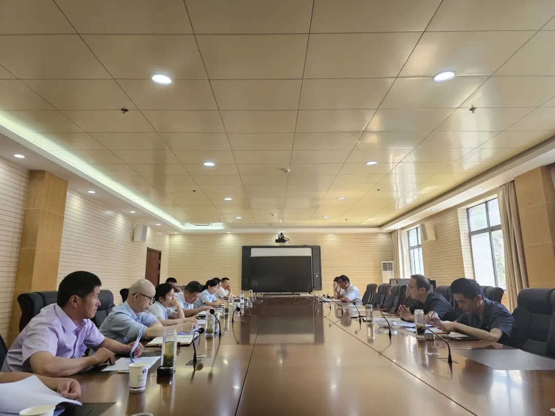 简称"二号司法建议")工作要求,5月17日,红安法院组织召开推进金融纠纷